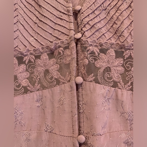 ASTR slip dress in lilac - Picture 7 of 8